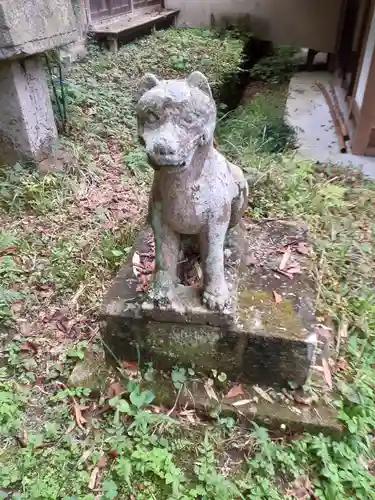 三峯神社の狛犬