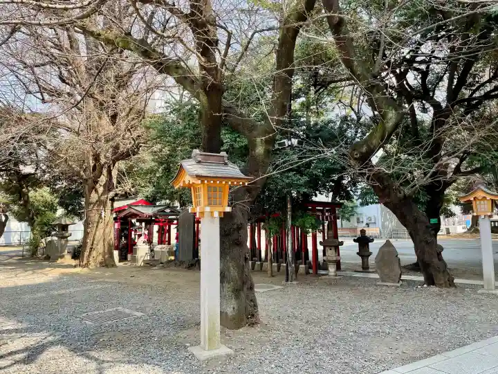 花園神社の自然