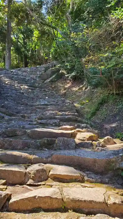 神倉神社(熊野速玉大社摂社)(和歌山県)