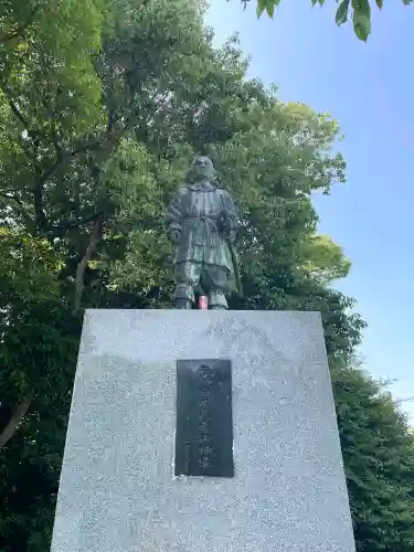 和泉國一之宮　大鳥大社の{uncategorized: "未分類", other: "その他", undefined: "問題あり", building: "その他建物", grave: "お墓", sacred_gate: "鳥居", guardian: "狛犬", statue: "像", buddha: "仏像", history: "歴史", nature: "自然", garden: "庭園", animal: "動物", pagoda: "塔", temizu: "手水舎", mountain_gate: "山門・神門", sanctuary: "本殿・本堂", subordinate: "末社・摂社", art: "芸術", scenery: "景色", jizo: "地蔵", ema: "絵馬", goshuin: "御朱印", omikuji: "おみくじ", items: "授与品その他", amulet: "お守り", goshuincho: "御朱印帳", eats: "食事", festival: "お祭り", votive_dance: "神楽", shichigosan: "七五三参", wedding: "結婚式", experience: "体験その他", initially: "初詣", around: "周辺", anti_infection: "感染症対策"}