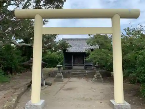 神明神社の鳥居