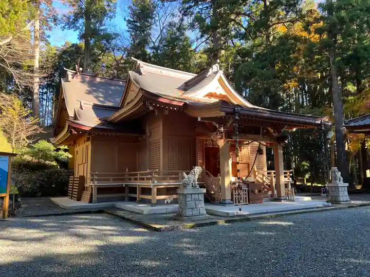 須山浅間神社の本殿・本堂