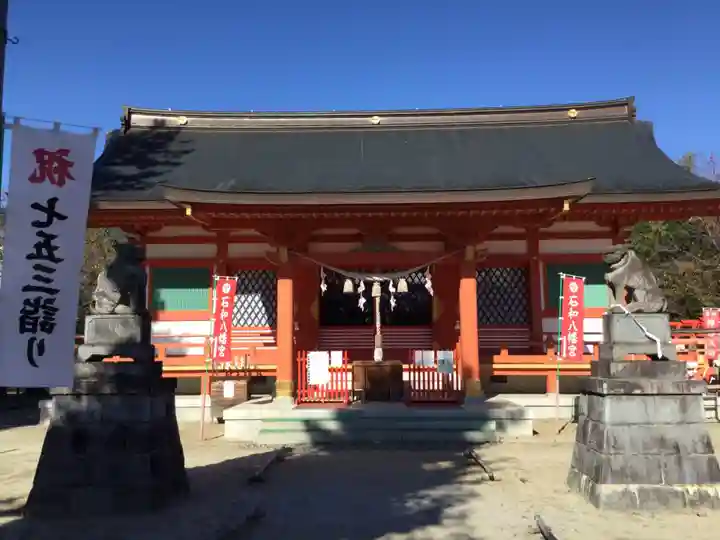 石和八幡宮(官知物部神社)の本殿・本堂