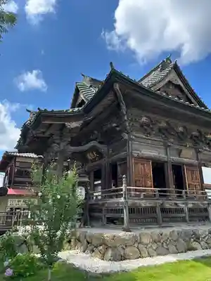 秩父札所十三番 慈眼寺の本殿・本堂