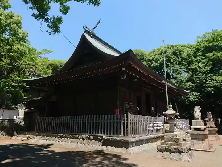 菟足神社の本殿・本堂