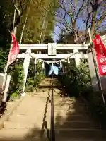 座間神社の{uncategorized: "未分類", other: "その他", undefined: "問題あり", building: "その他建物", grave: "お墓", sacred_gate: "鳥居", guardian: "狛犬", statue: "像", buddha: "仏像", history: "歴史", nature: "自然", garden: "庭園", animal: "動物", pagoda: "塔", temizu: "手水舎", mountain_gate: "山門・神門", sanctuary: "本殿・本堂", subordinate: "末社・摂社", art: "芸術", scenery: "景色", jizo: "地蔵", ema: "絵馬", goshuin: "御朱印", omikuji: "おみくじ", items: "授与品その他", amulet: "お守り", goshuincho: "御朱印帳", eats: "食事", festival: "お祭り", votive_dance: "神楽", shichigosan: "七五三参", wedding: "結婚式", experience: "体験その他", initially: "初詣", around: "周辺", anti_infection: "感染症対策"}