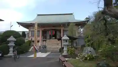 長泉寺の本殿・本堂