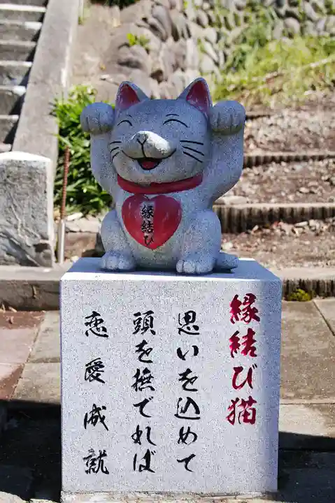 鹿角八坂神社の狛犬