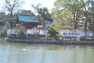 旗上弁財天社の本殿・本堂