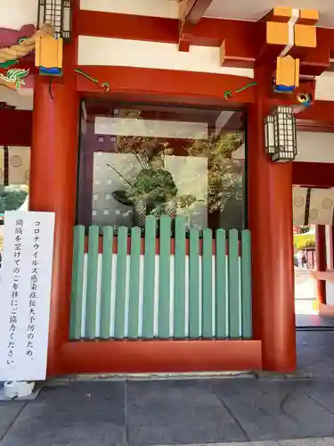 日枝神社の山門