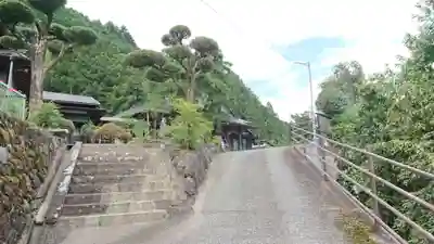 仏成寺(山梨県)