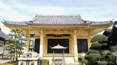 持明院の本殿・本堂