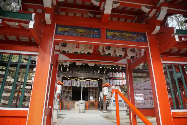 諏訪神社・諏訪山稲荷神社の山門・神門