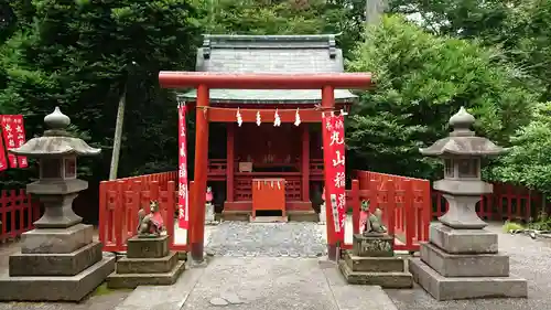 鶴岡八幡宮の末社