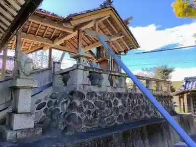 神明社(給父)の本殿・本堂