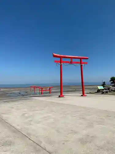 大魚神社の海中鳥居の鳥居