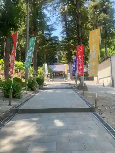 梨郷神社の{uncategorized: "未分類", other: "その他", undefined: "問題あり", building: "その他建物", grave: "お墓", sacred_gate: "鳥居", guardian: "狛犬", statue: "像", buddha: "仏像", history: "歴史", nature: "自然", garden: "庭園", animal: "動物", pagoda: "塔", temizu: "手水舎", mountain_gate: "山門・神門", sanctuary: "本殿・本堂", subordinate: "末社・摂社", art: "芸術", scenery: "景色", jizo: "地蔵", ema: "絵馬", goshuin: "御朱印", omikuji: "おみくじ", items: "授与品その他", amulet: "お守り", goshuincho: "御朱印帳", eats: "食事", festival: "お祭り", votive_dance: "神楽", shichigosan: "七五三参", wedding: "結婚式", experience: "体験その他", initially: "初詣", around: "周辺", anti_infection: "感染症対策"}