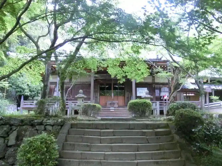 勝持寺(花の寺)の本殿・本堂