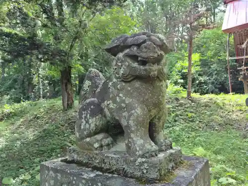 金山神社の狛犬