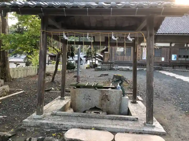 伊香具神社の手水舎