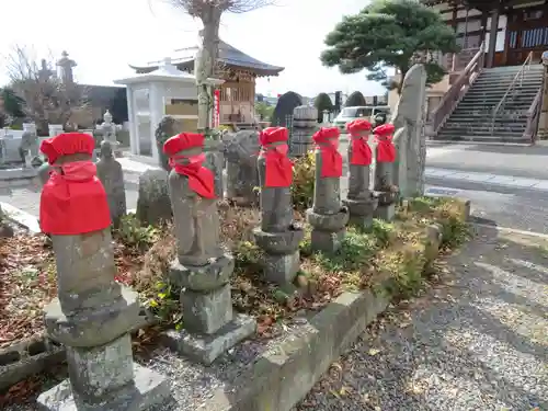 浄土宗善立寺の地蔵