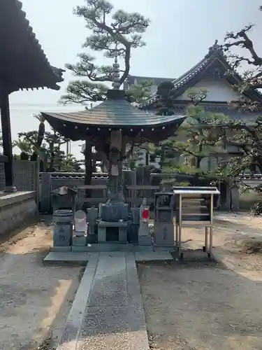 西林寺のその他建物