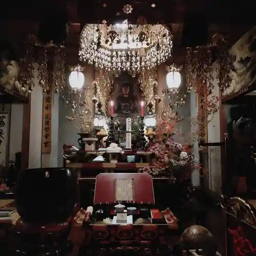 入逢山　西方寺の本殿・本堂