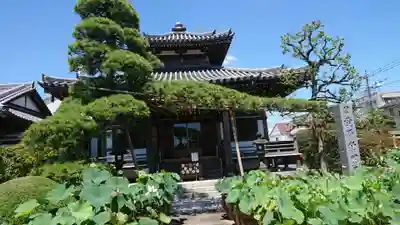 最勝寺の本殿・本堂