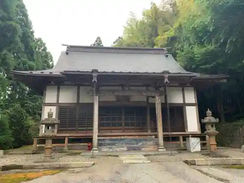東浪見寺の本殿・本堂