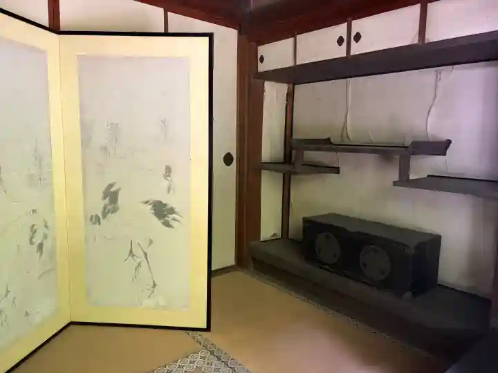 清見寺の{uncategorized: "未分類", other: "その他", undefined: "問題あり", building: "その他建物", grave: "お墓", sacred_gate: "鳥居", guardian: "狛犬", statue: "像", buddha: "仏像", history: "歴史", nature: "自然", garden: "庭園", animal: "動物", pagoda: "塔", temizu: "手水舎", mountain_gate: "山門・神門", sanctuary: "本殿・本堂", subordinate: "末社・摂社", art: "芸術", scenery: "景色", jizo: "地蔵", ema: "絵馬", goshuin: "御朱印", omikuji: "おみくじ", items: "授与品その他", amulet: "お守り", goshuincho: "御朱印帳", eats: "食事", festival: "お祭り", votive_dance: "神楽", shichigosan: "七五三参", wedding: "結婚式", experience: "体験その他", initially: "初詣", around: "周辺", anti_infection: "感染症対策"}