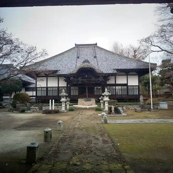 妙法寺(金色不動尊)の本殿・本堂
