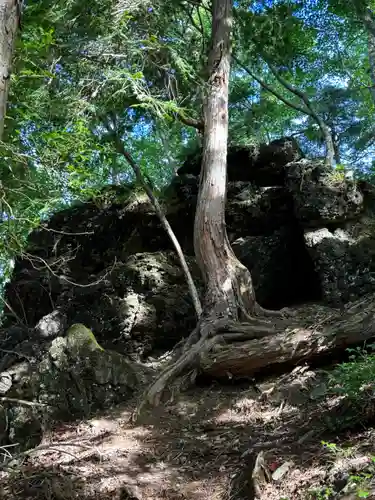 三峯神社奥宮(埼玉県)
