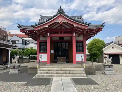 白髭神社の本殿・本堂