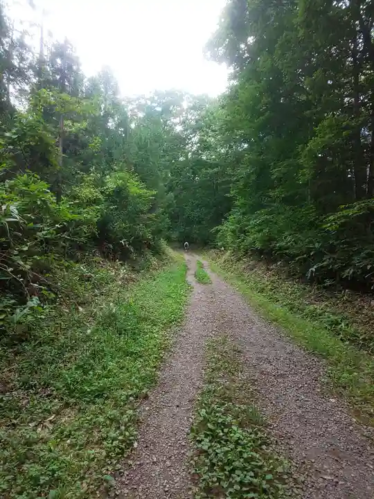 戸隠神社火之御子社の周辺