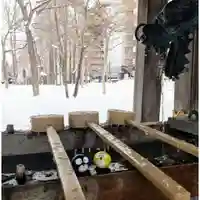 彌彦神社 (伊夜日子神社)の手水舎