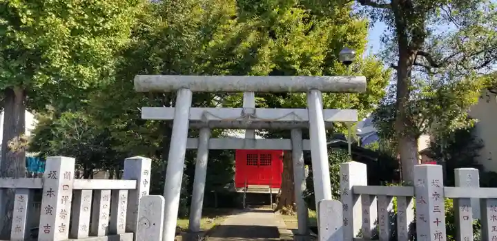 三谷稲荷神社の鳥居