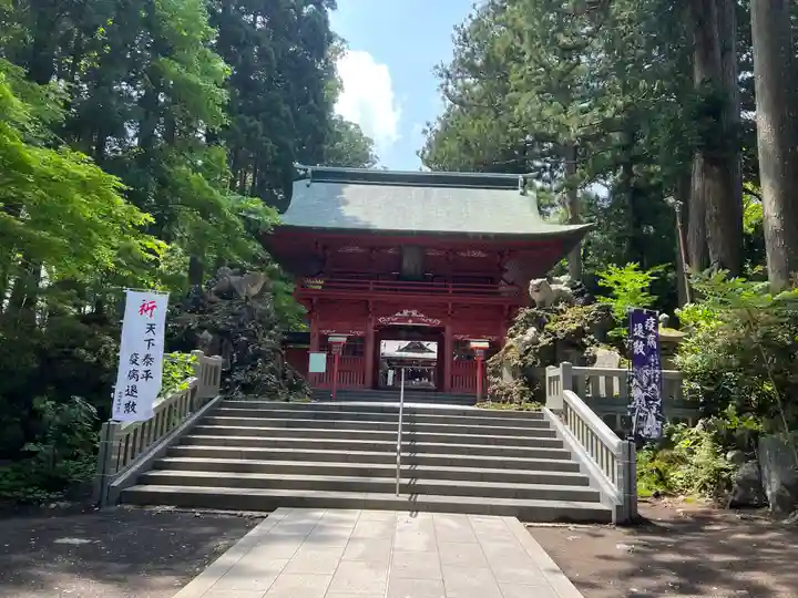 富士山東口本宮 冨士浅間神社の山門・神門