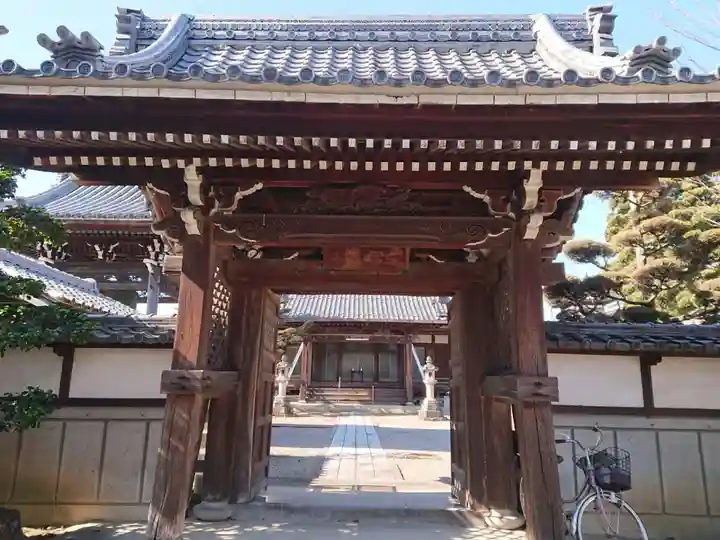 西源寺の山門・神門