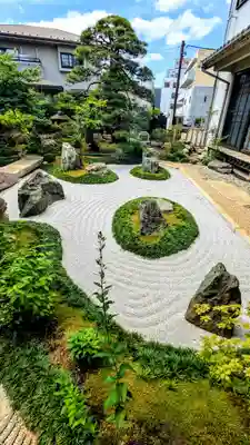 感通寺の庭園