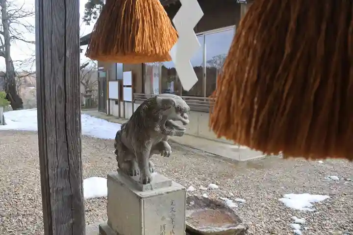 長屋神社の狛犬