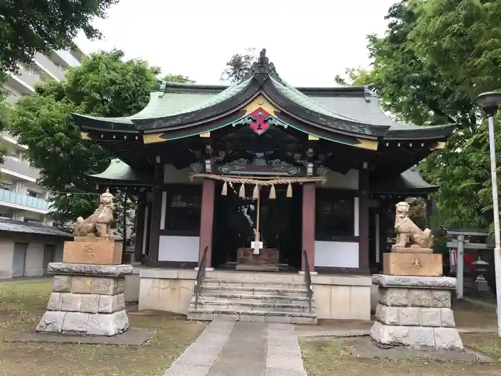 蓮根氷川神社の本殿・本堂
