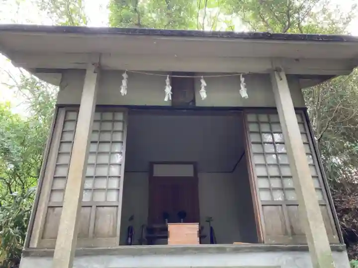 八幡神社の本殿・本堂
