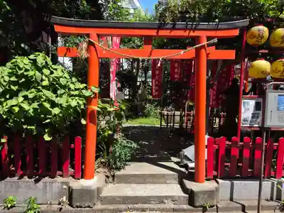 装束稲荷神社(王子稲荷神社境外摂社)(東京都)