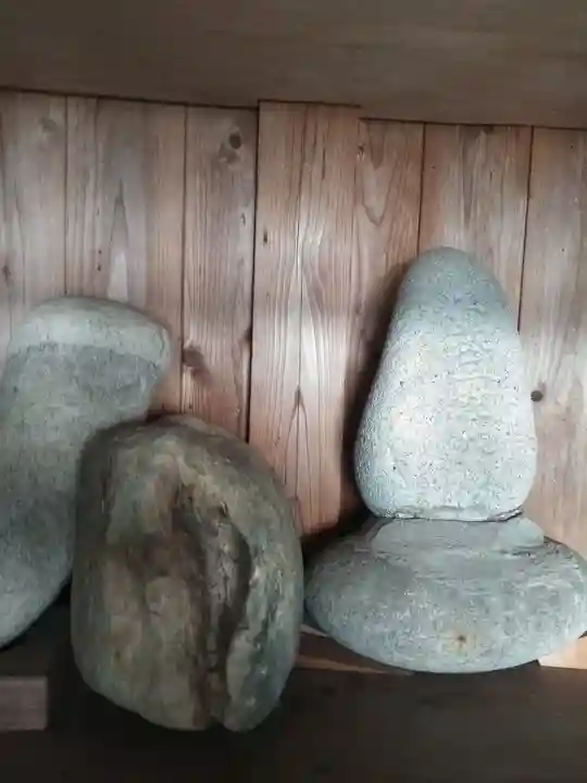 鎮懐石八幡宮のその他建物