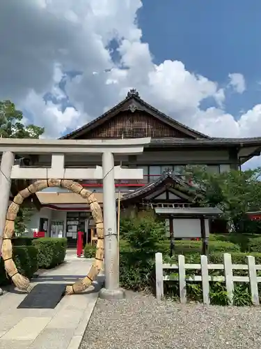 車折神社の鳥居