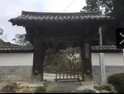 摩訶耶寺の山門・神門