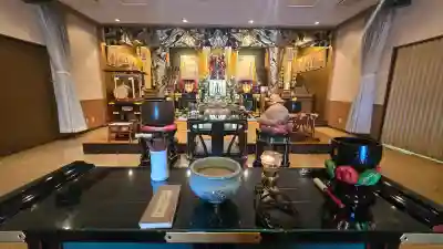 寳性寺 越谷別院の{uncategorized: "未分類", other: "その他", undefined: "問題あり", building: "その他建物", grave: "お墓", sacred_gate: "鳥居", guardian: "狛犬", statue: "像", buddha: "仏像", history: "歴史", nature: "自然", garden: "庭園", animal: "動物", pagoda: "塔", temizu: "手水舎", mountain_gate: "山門・神門", sanctuary: "本殿・本堂", subordinate: "末社・摂社", art: "芸術", scenery: "景色", jizo: "地蔵", ema: "絵馬", goshuin: "御朱印", omikuji: "おみくじ", items: "授与品その他", amulet: "お守り", goshuincho: "御朱印帳", eats: "食事", festival: "お祭り", votive_dance: "神楽", shichigosan: "七五三参", wedding: "結婚式", experience: "体験その他", initially: "初詣", around: "周辺", anti_infection: "感染症対策"}