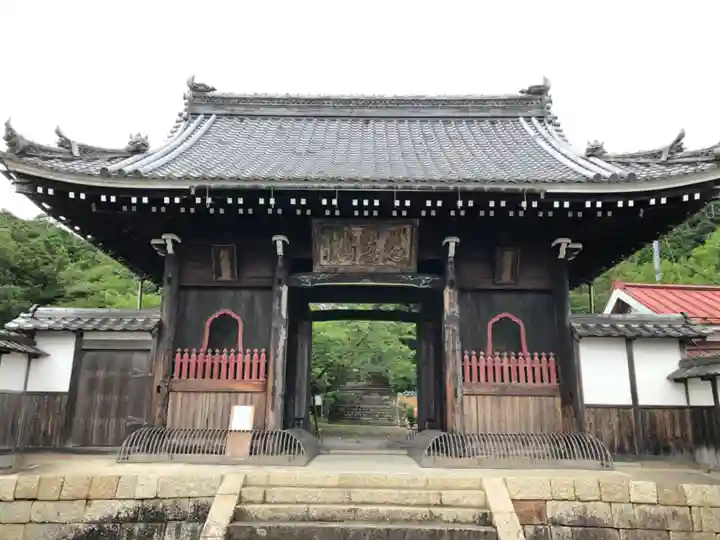 圓隆寺の山門・神門