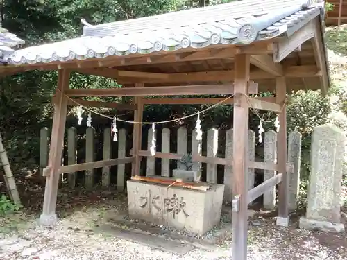 恵那神社の手水