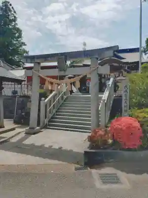 武蔵第六天神社の{uncategorized: "未分類", other: "その他", undefined: "問題あり", building: "その他建物", grave: "お墓", sacred_gate: "鳥居", guardian: "狛犬", statue: "像", buddha: "仏像", history: "歴史", nature: "自然", garden: "庭園", animal: "動物", pagoda: "塔", temizu: "手水舎", mountain_gate: "山門・神門", sanctuary: "本殿・本堂", subordinate: "末社・摂社", art: "芸術", scenery: "景色", jizo: "地蔵", ema: "絵馬", goshuin: "御朱印", omikuji: "おみくじ", items: "授与品その他", amulet: "お守り", goshuincho: "御朱印帳", eats: "食事", festival: "お祭り", votive_dance: "神楽", shichigosan: "七五三参", wedding: "結婚式", experience: "体験その他", initially: "初詣", around: "周辺", anti_infection: "感染症対策"}